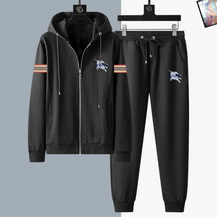 Picture of Burberry Sweater Suits _SKUBurberryM-5XL12yr0337587